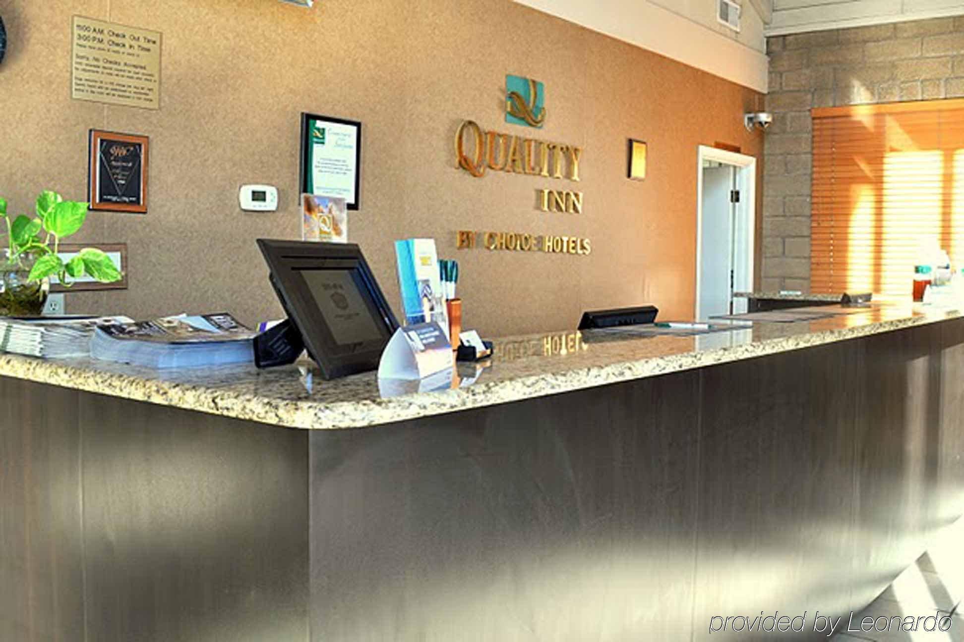 Quality Inn Yakima Near State Fair Park Interior photo